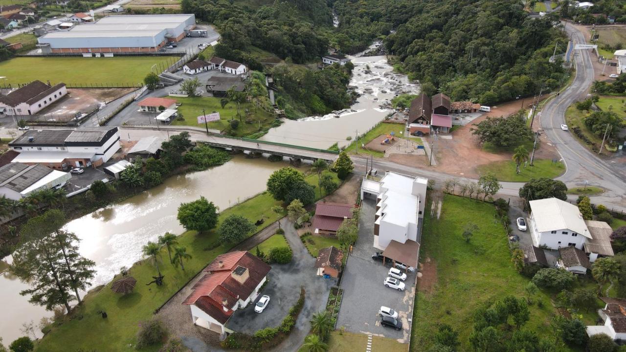 Pousada Salto Donner Doutor Pedrinho Luaran gambar